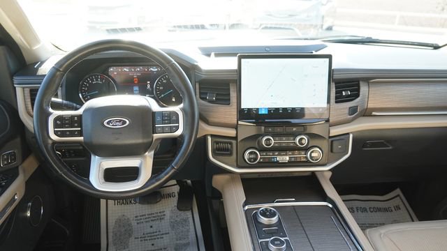 Used 2024 Ford Expedition Limited image 16