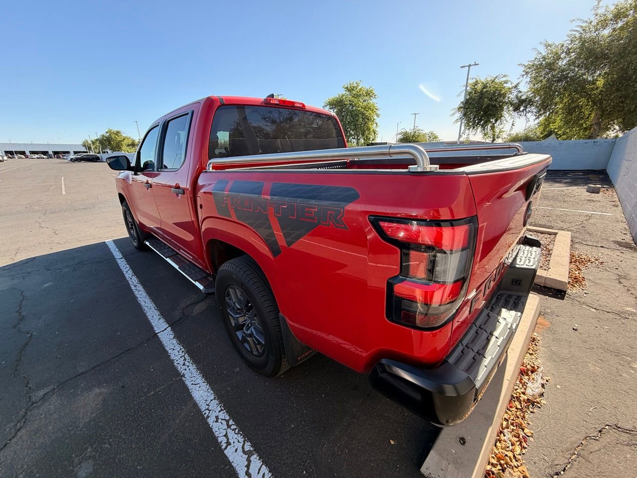 Used 2022 Nissan Frontier S w/ Technology Package AWD/4WD image 6