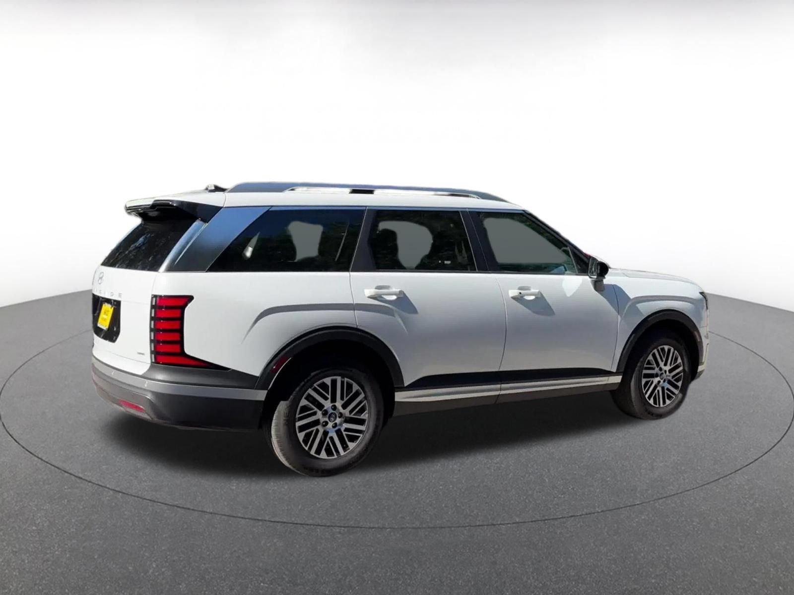 Used 2026 Hyundai Palisade SEL AWD/4WD image 15
