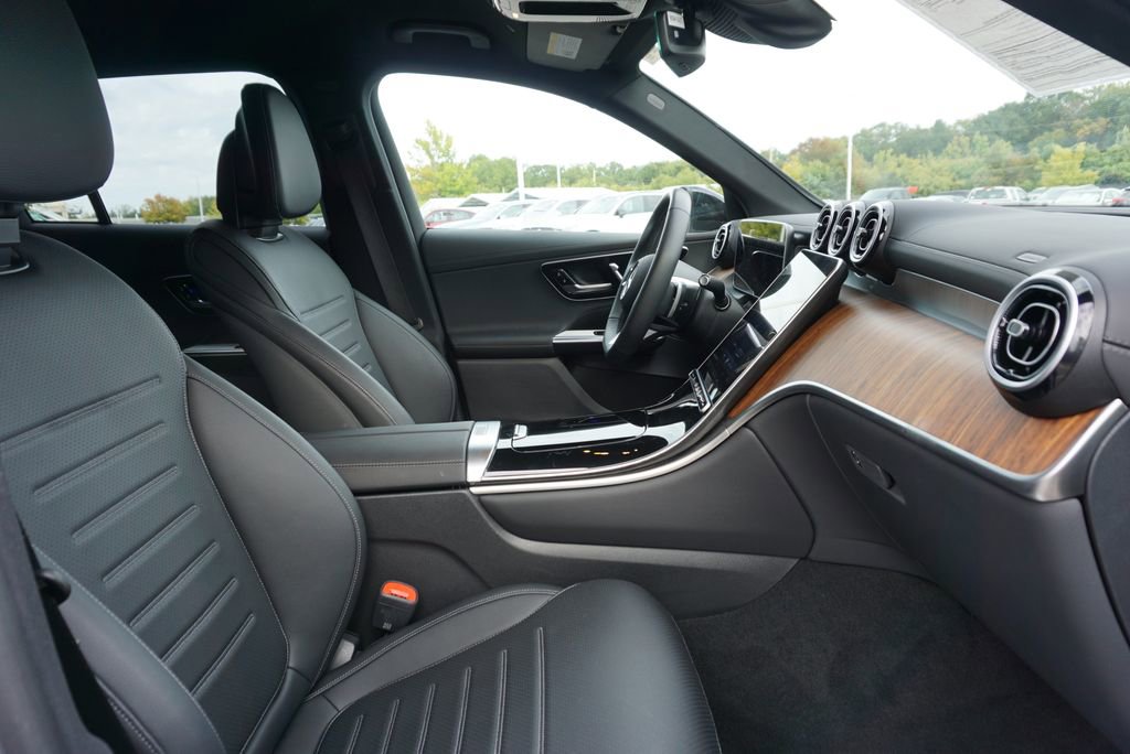 Certified 2025 Mercedes-Benz GLC 300 GLC 300 image 62