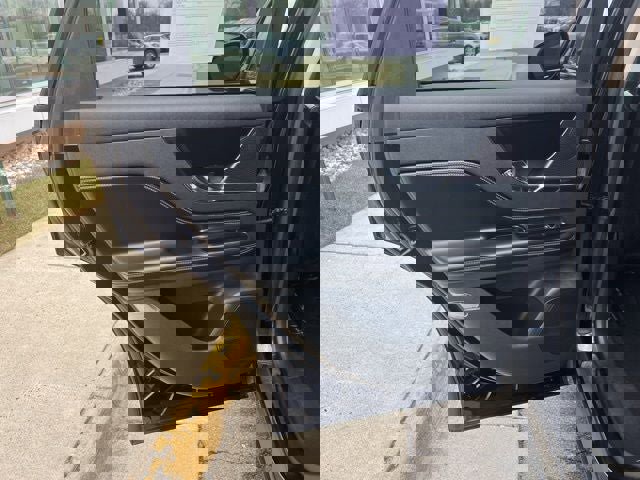 Used 2023 Lincoln Corsair Standard image 18