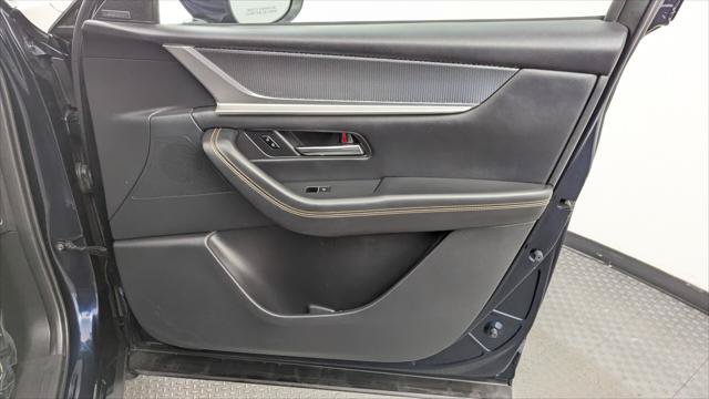 Used 2024 MAZDA CX-90 Plug-In Hybrid w/ Premium Plus AWD/4WD image 22