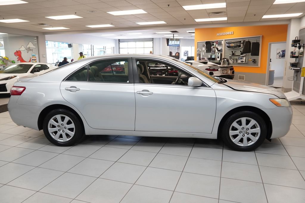 Used 2009 Toyota Camry XLE FWD image 13