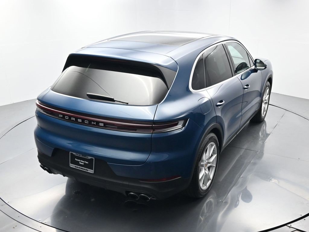 Used 2025 Porsche Cayenne S image 40