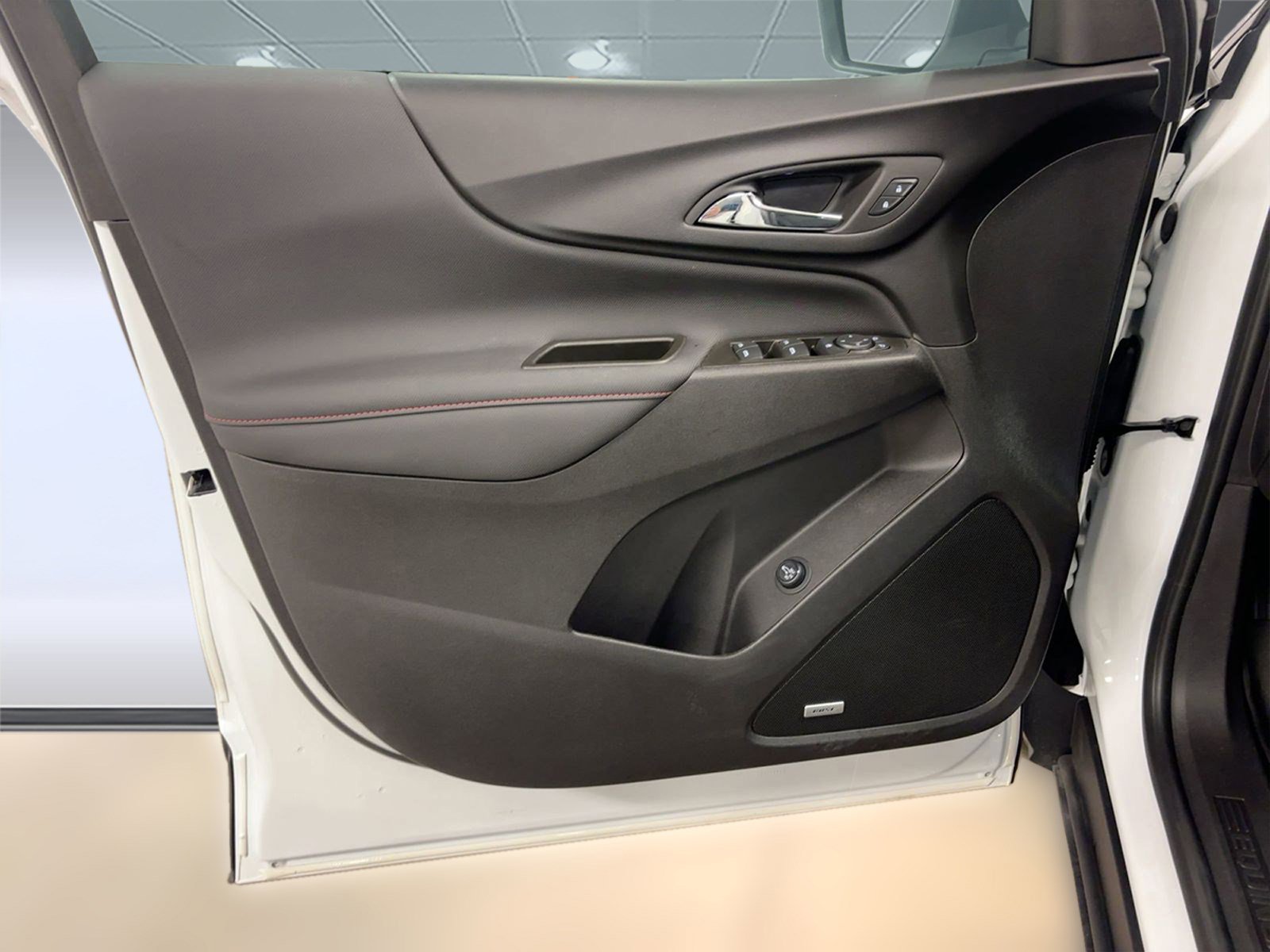 Certified 2024 Chevrolet Equinox RS w/ RS Leather Package image 21