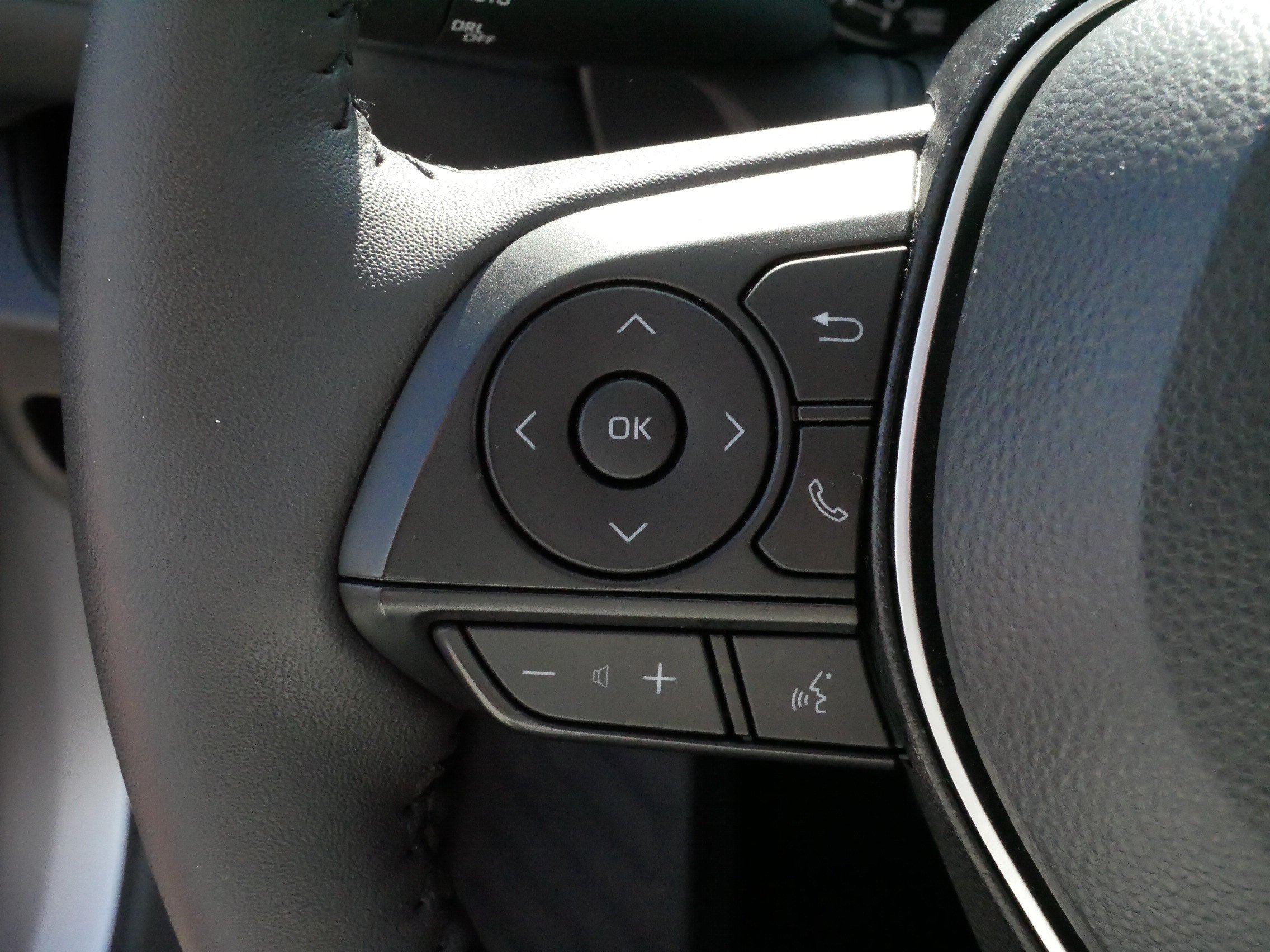 Certified 2025 Toyota RAV4 XLE w/ Convenience Package AWD/4WD image 26