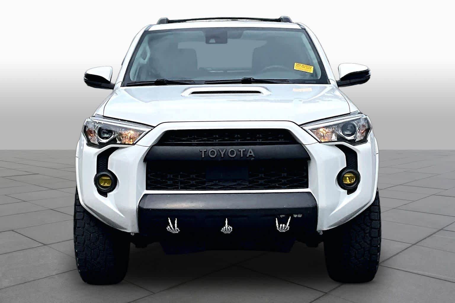 Used 2022 Toyota 4Runner TRD Off-Road Premium w/ Moonroof Package AWD/4WD image 4