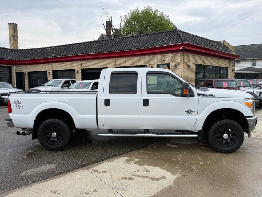 Used 2016 Ford F250 XLT w/ XLT Value Package AWD/4WD image 3