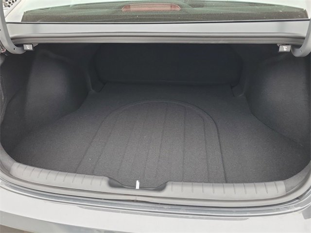 New 2026 Hyundai Elantra Blue image 21