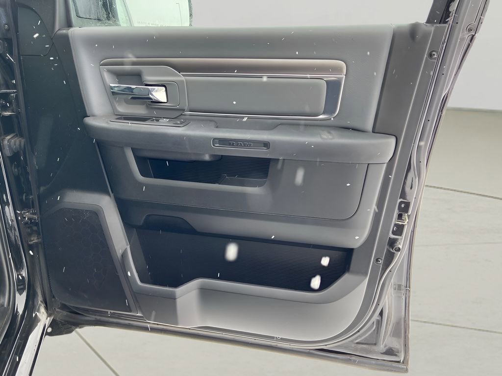 Used 2022 RAM 1500 Classic SLT w/ Black Appearance Group image 19