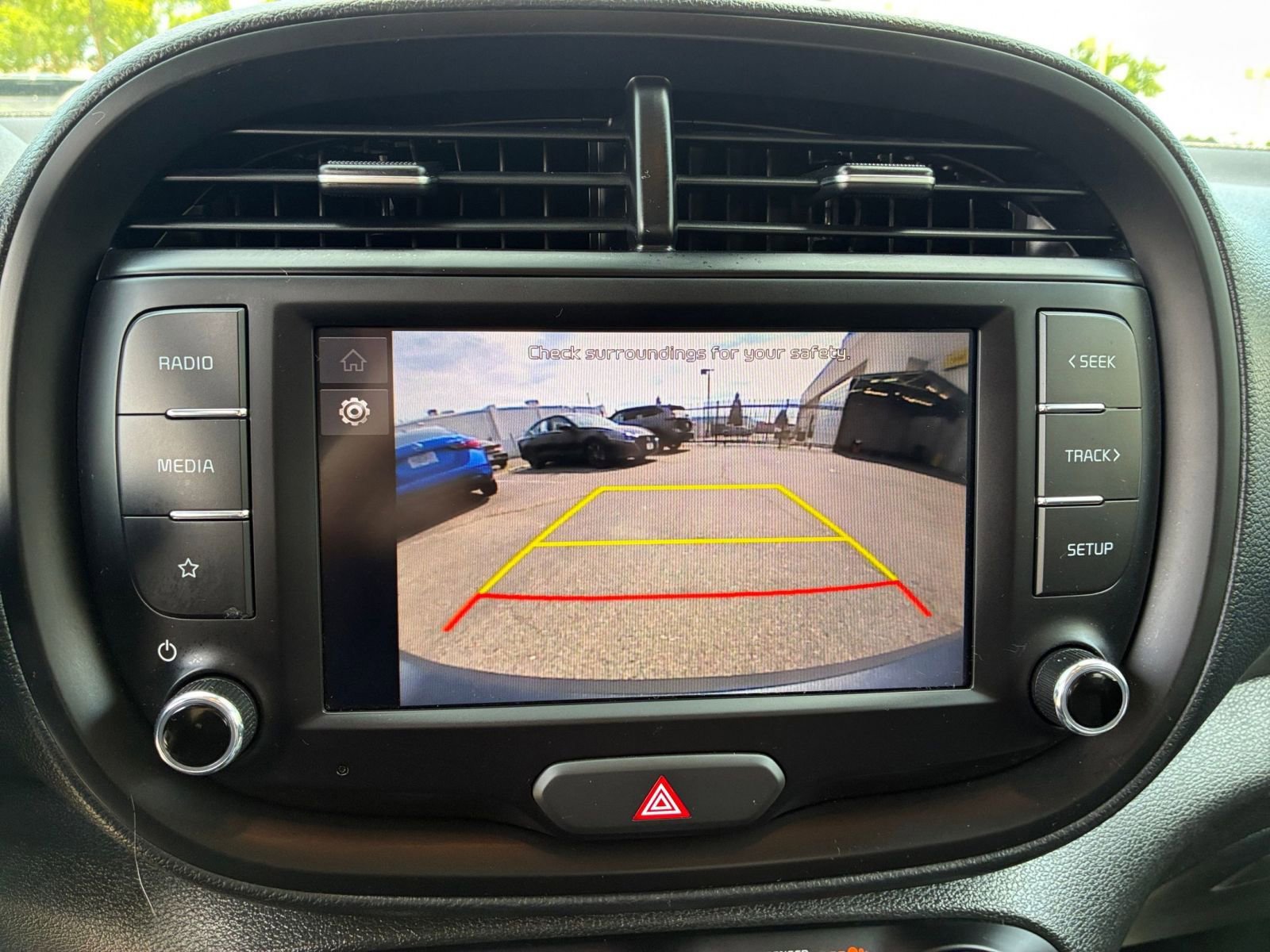 Used 2025 Kia Soul LX w/ LX Technology Package image 22