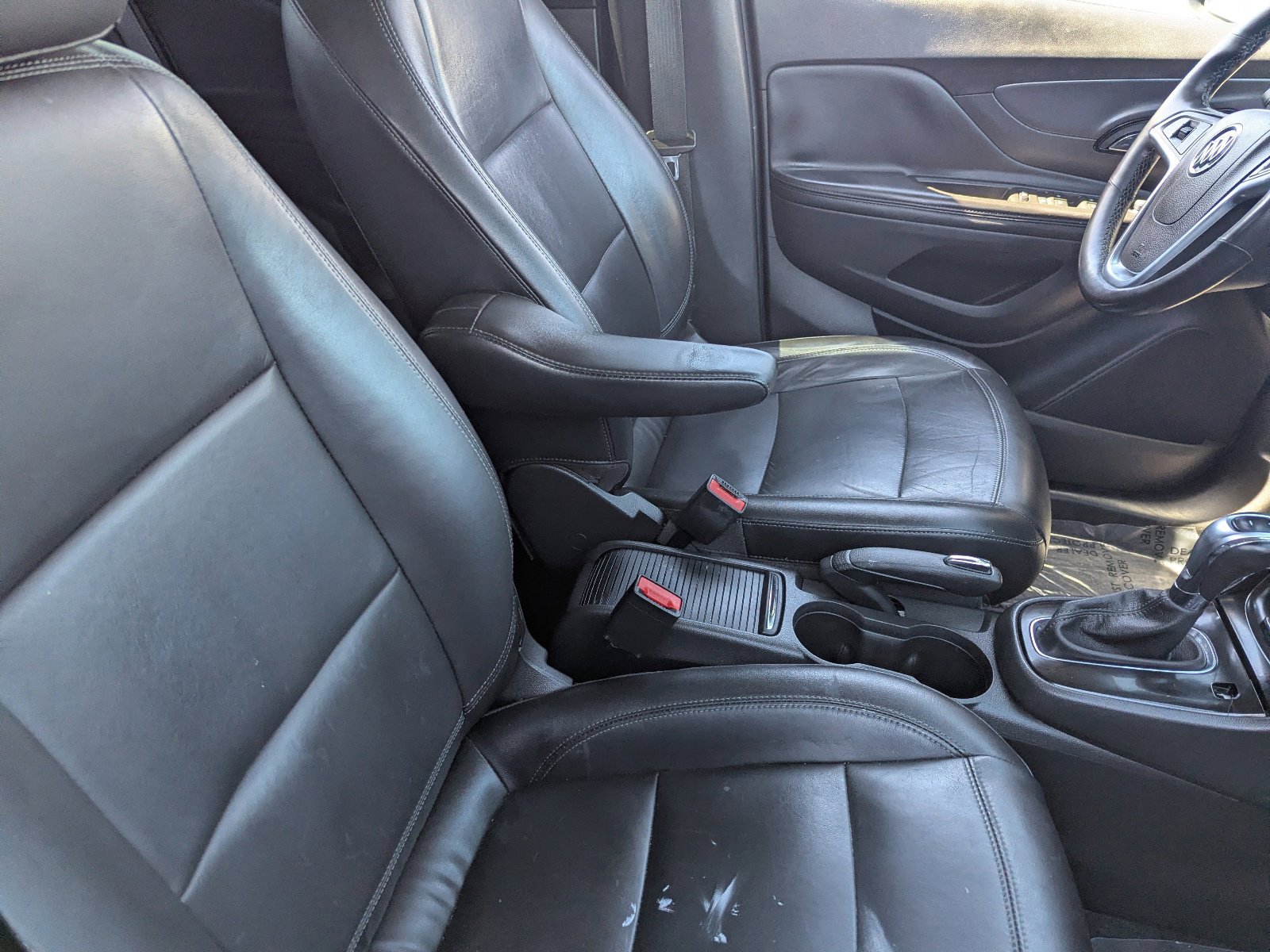 Used 2019 Buick Encore Essence w/ Experience Buick Package image 10