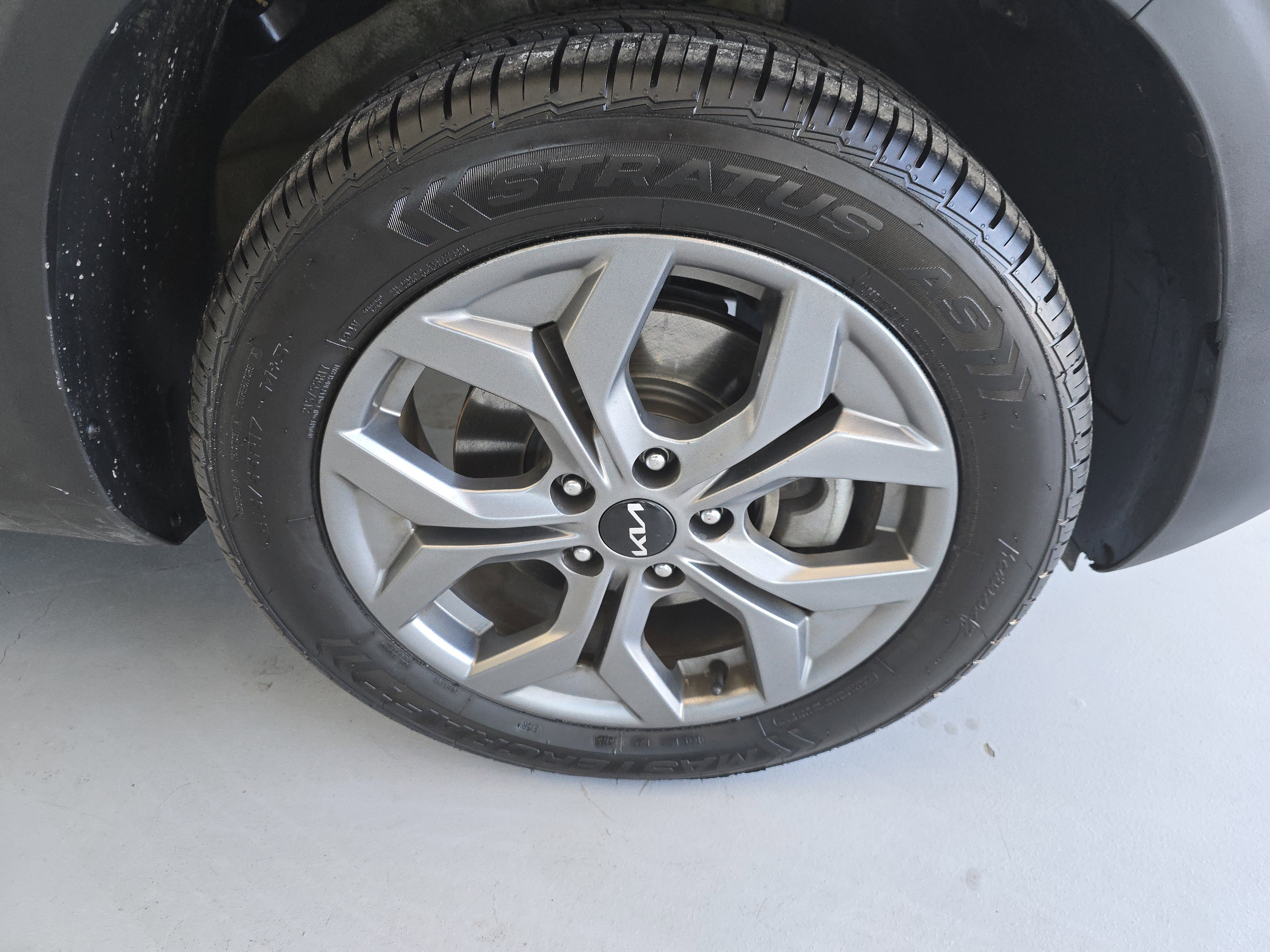 Used 2024 Kia Seltos S image 13