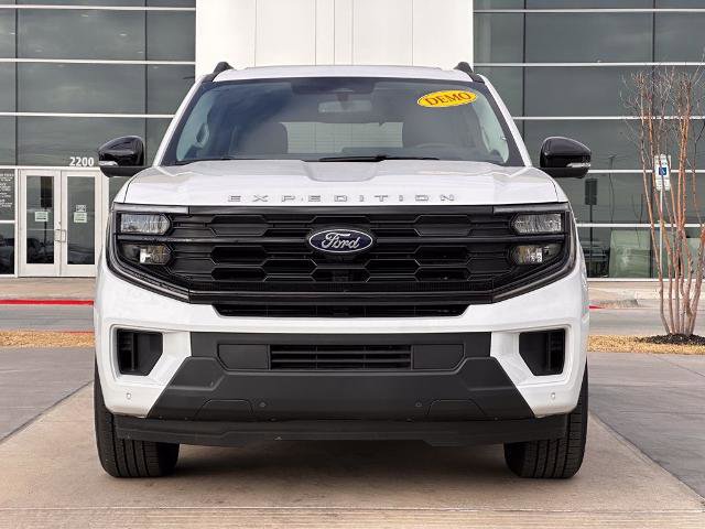 New 2025 Ford Expedition Active image 22