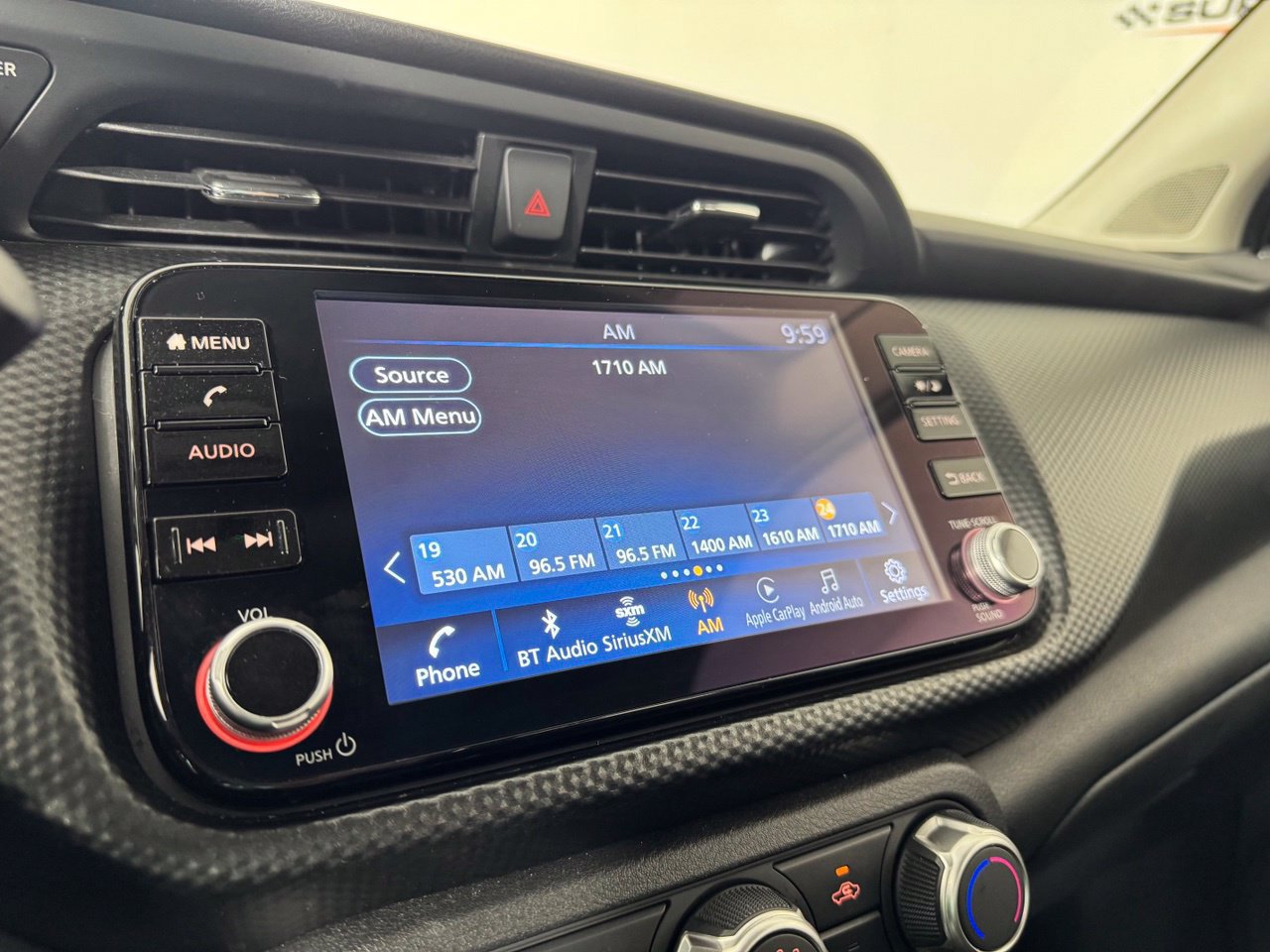 Used 2024 Nissan Kicks SV FWD image 18