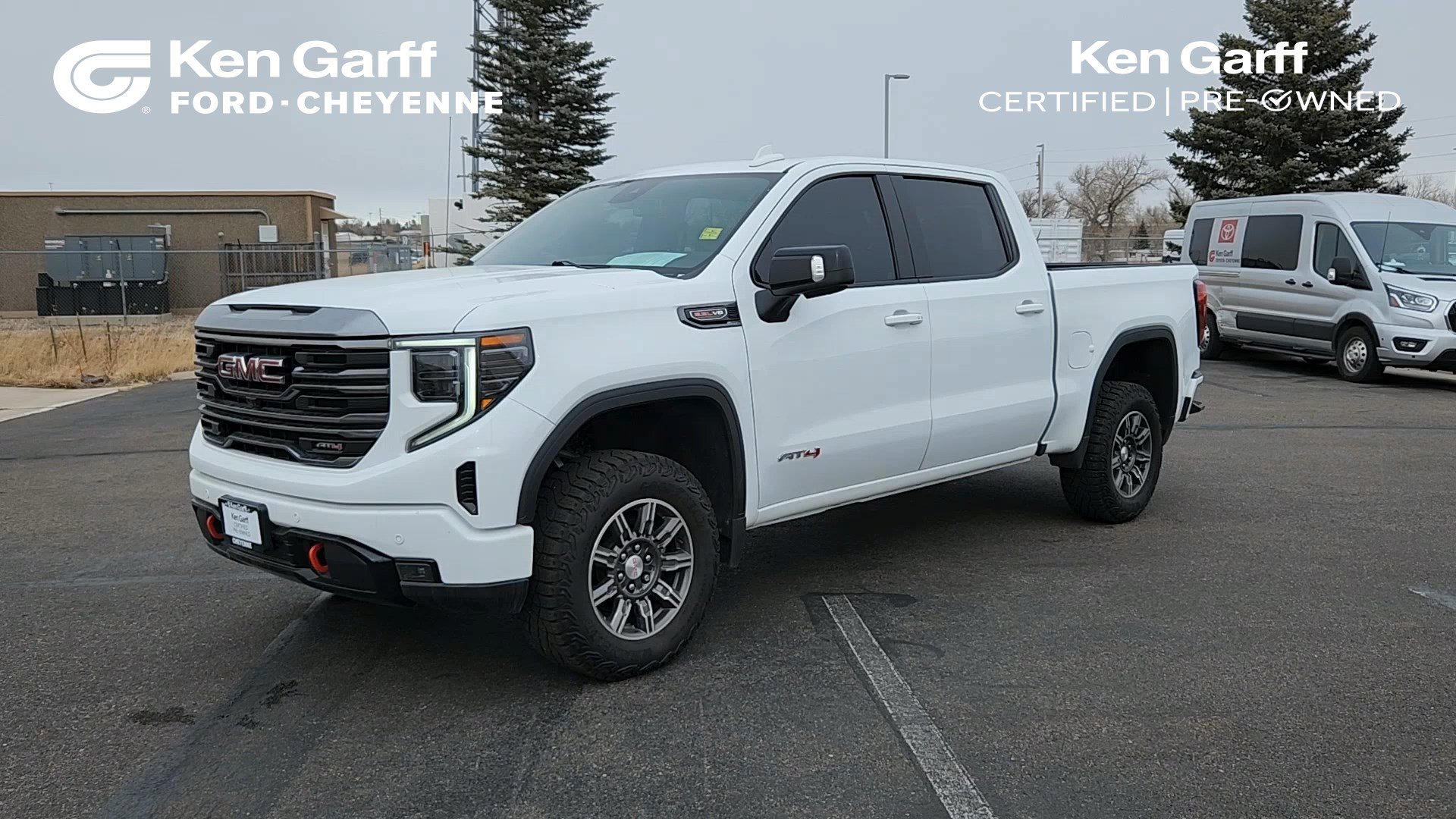 Used 2024 GMC Sierra 1500 AT4 w/ AT4 Preferred Package image 1
