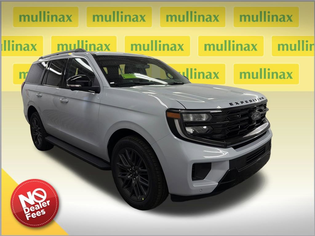New 2026 Ford Expedition Platinum AWD/4WD image 1