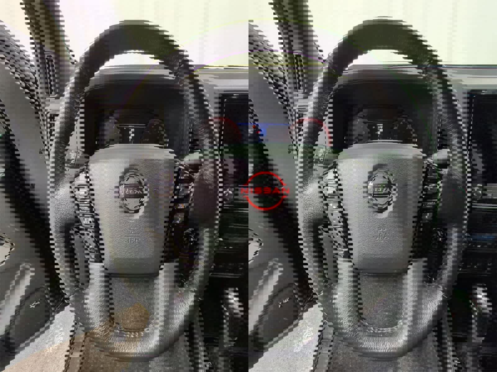 Used 2022 Nissan Frontier PRO-4X w/ Pro-4X Premium Package image 25