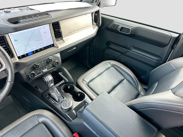 Used 2025 Ford Bronco Outer Banks w/ Sasquatch Package AWD/4WD image 22