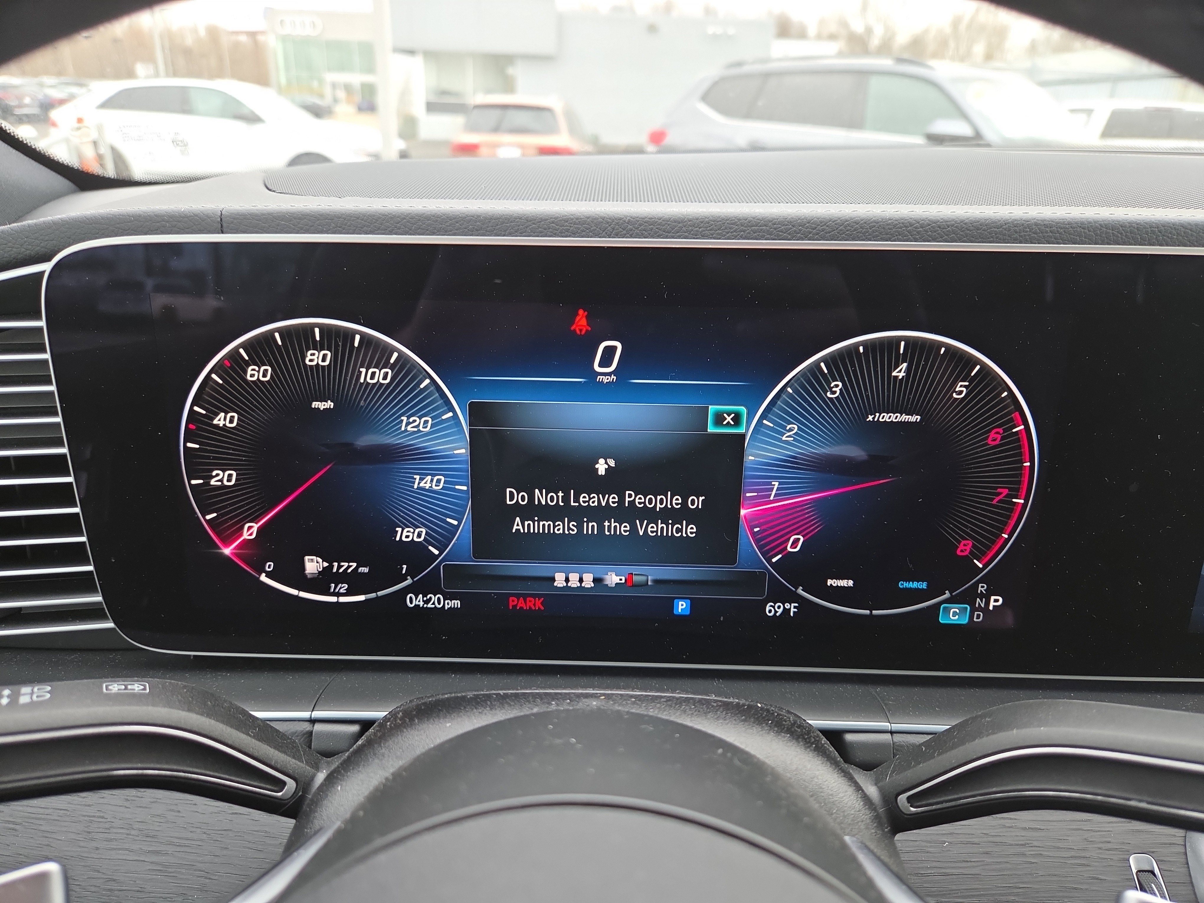 Used 2025 Mercedes-Benz GLE 450 4MATIC image 11