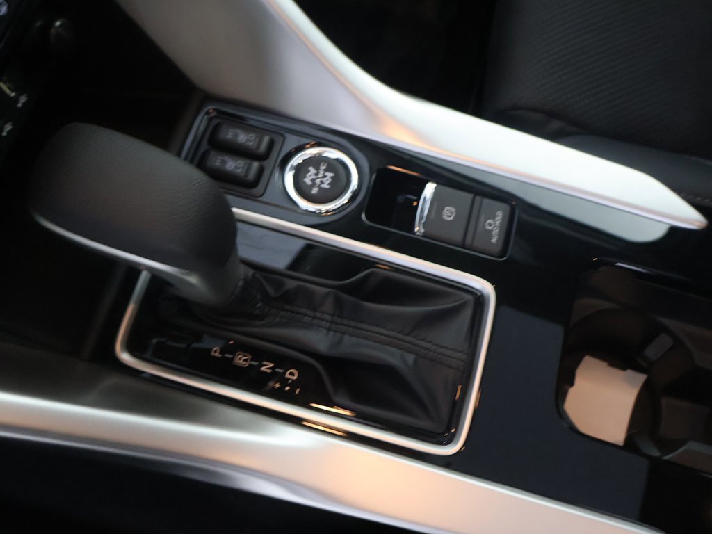 New 2025 Mitsubishi Eclipse Cross SE image 48