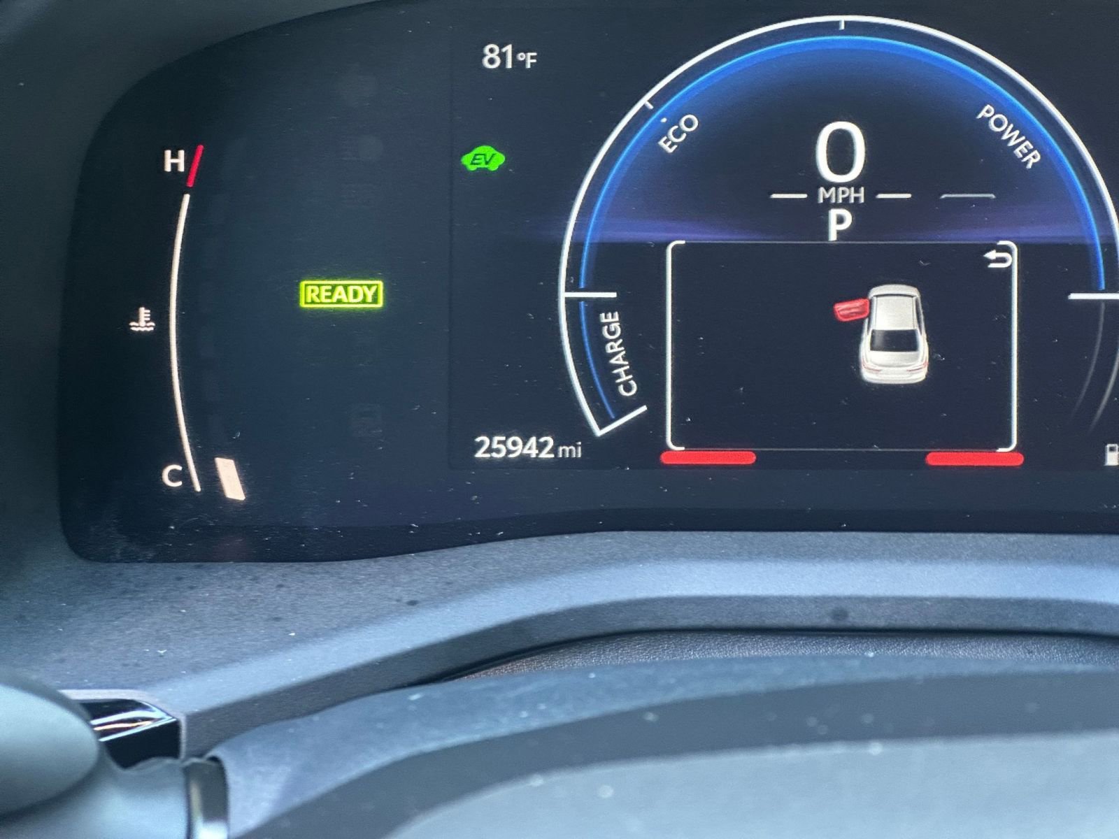 Used 2025 Toyota Camry LE image 39