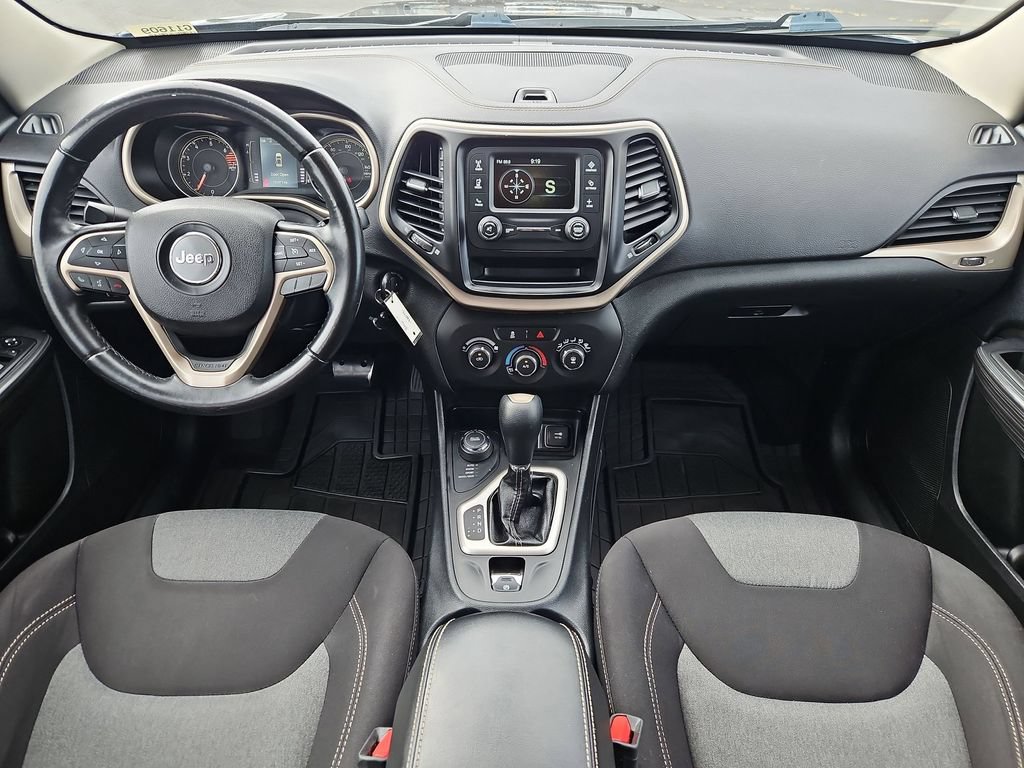 Used 2016 Jeep Cherokee Sport AWD/4WD image 22