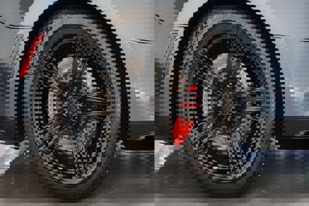 Used 2021 Chevrolet Camaro ZL1 image 42