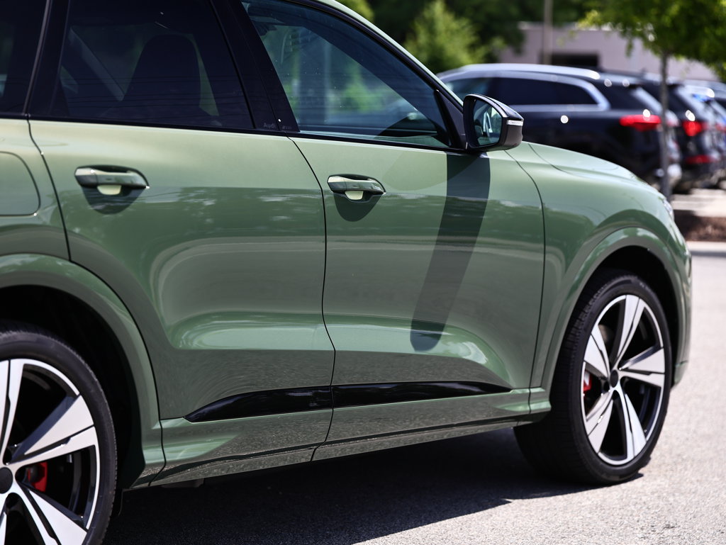New 2026 Audi SQ5 Premium Plus AWD/4WD image 8