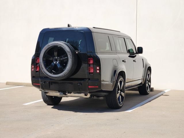 Used 2025 Land Rover Defender 130 X-Dynamic SE AWD/4WD image 7