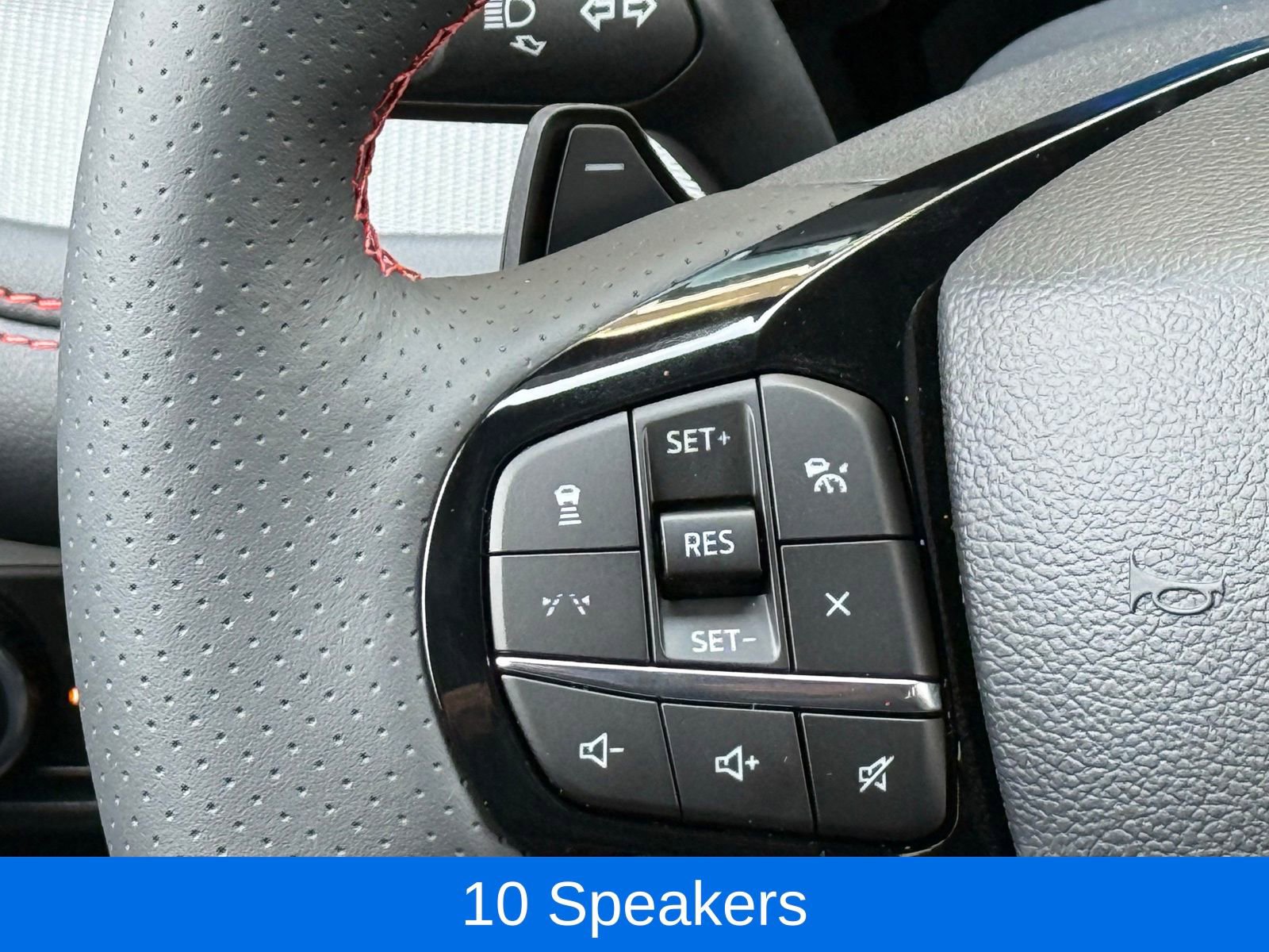 Used 2025 Ford Explorer ST image 34