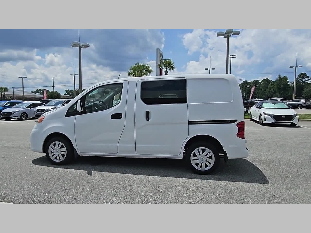 Used 2020 Nissan NV200 SV w/ Back Door Glass Package FWD image 29
