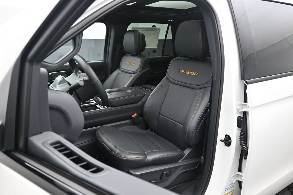 New 2026 Ford Expedition Tremor AWD/4WD image 8