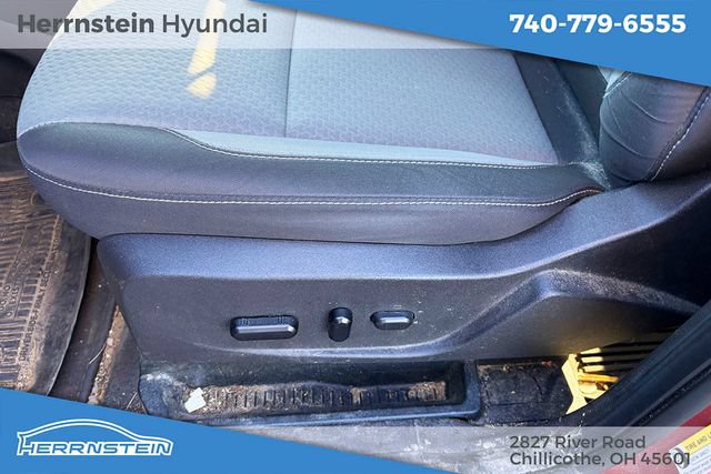 Used 2019 Ford Escape SE AWD/4WD image 17