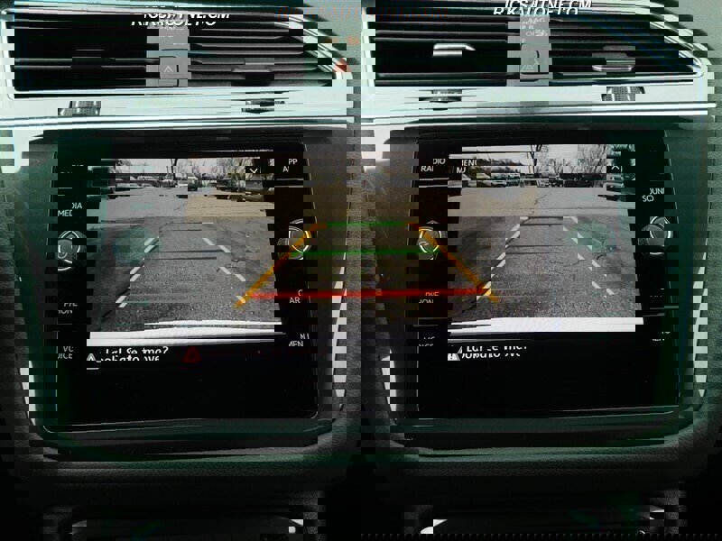 Used 2019 Volkswagen Tiguan SEL image 15