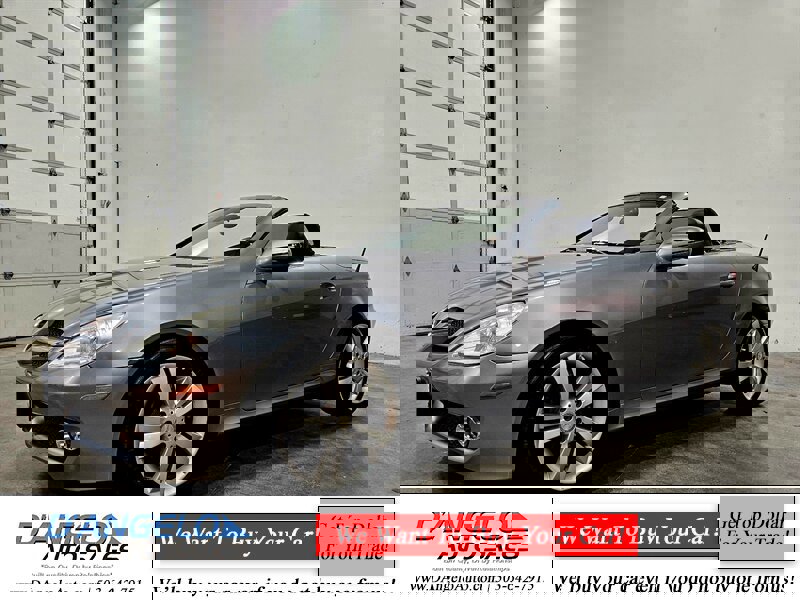 Used 2010 Mercedes-Benz SLK 300 SLK 300 image 4