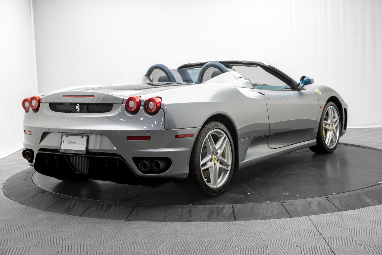 Used 2007 Ferrari F430 Spider RWD image 7