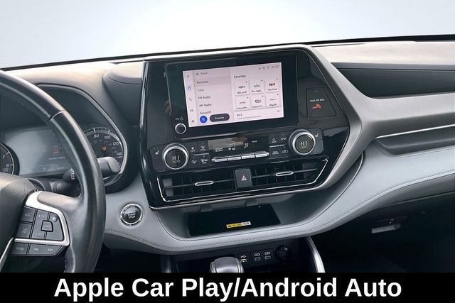 Used 2023 Toyota Highlander L image 11