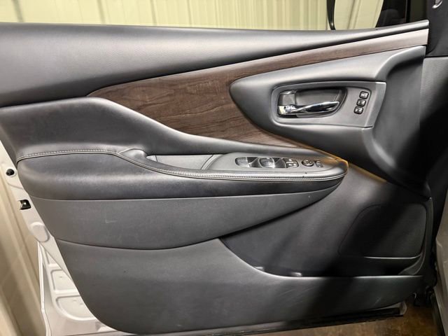 Used 2019 Nissan Murano Platinum w/ Cargo Package image 12