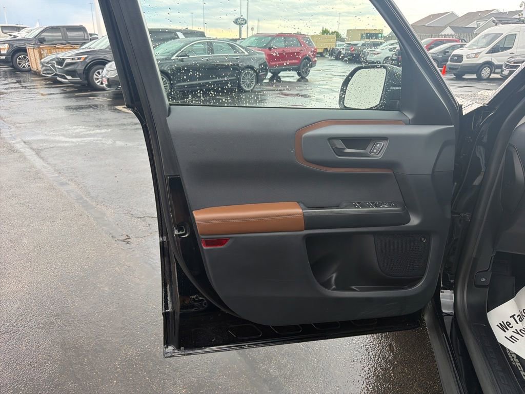 Used 2022 Ford Bronco Sport Outer Banks w/ Tech Package AWD/4WD image 18