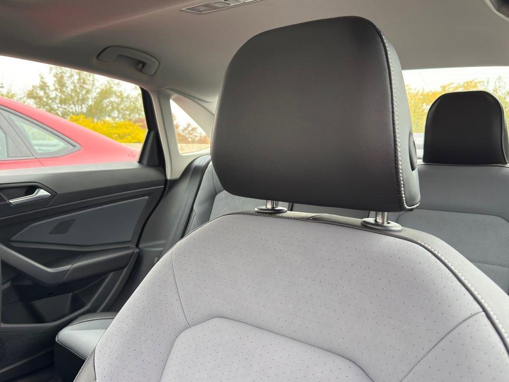 New 2026 Volkswagen Jetta SE image 13