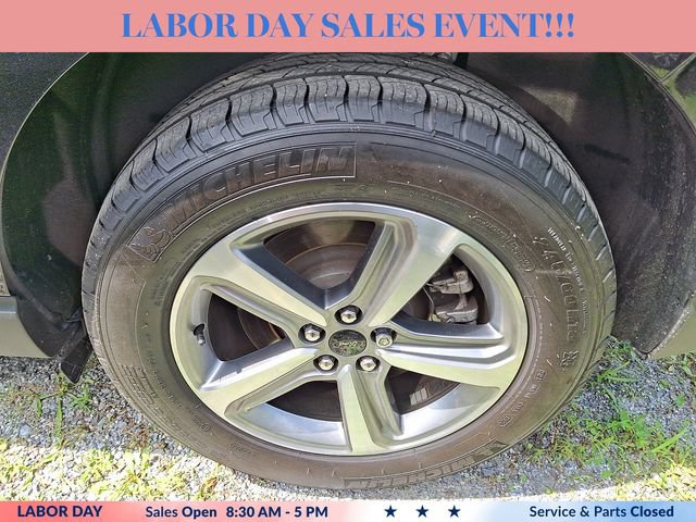 Certified 2024 Ford Edge SEL w/ Convenience Package AWD/4WD image 5