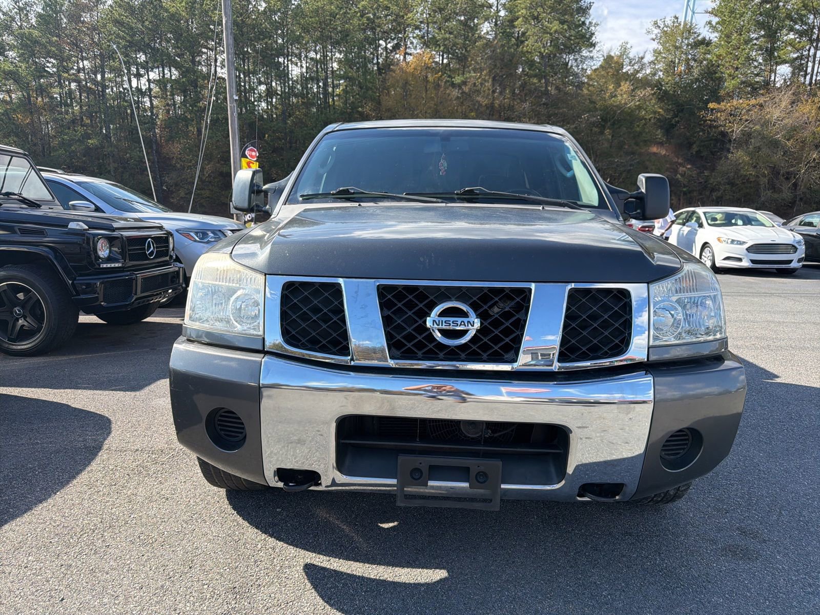 Used 2006 Nissan Titan SE image 2