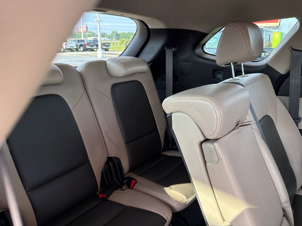 Used 2014 Hyundai Santa Fe GLS image 34