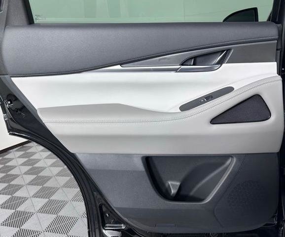 Certified 2026 INFINITI QX60 Pure w/ Cargo Package image 16