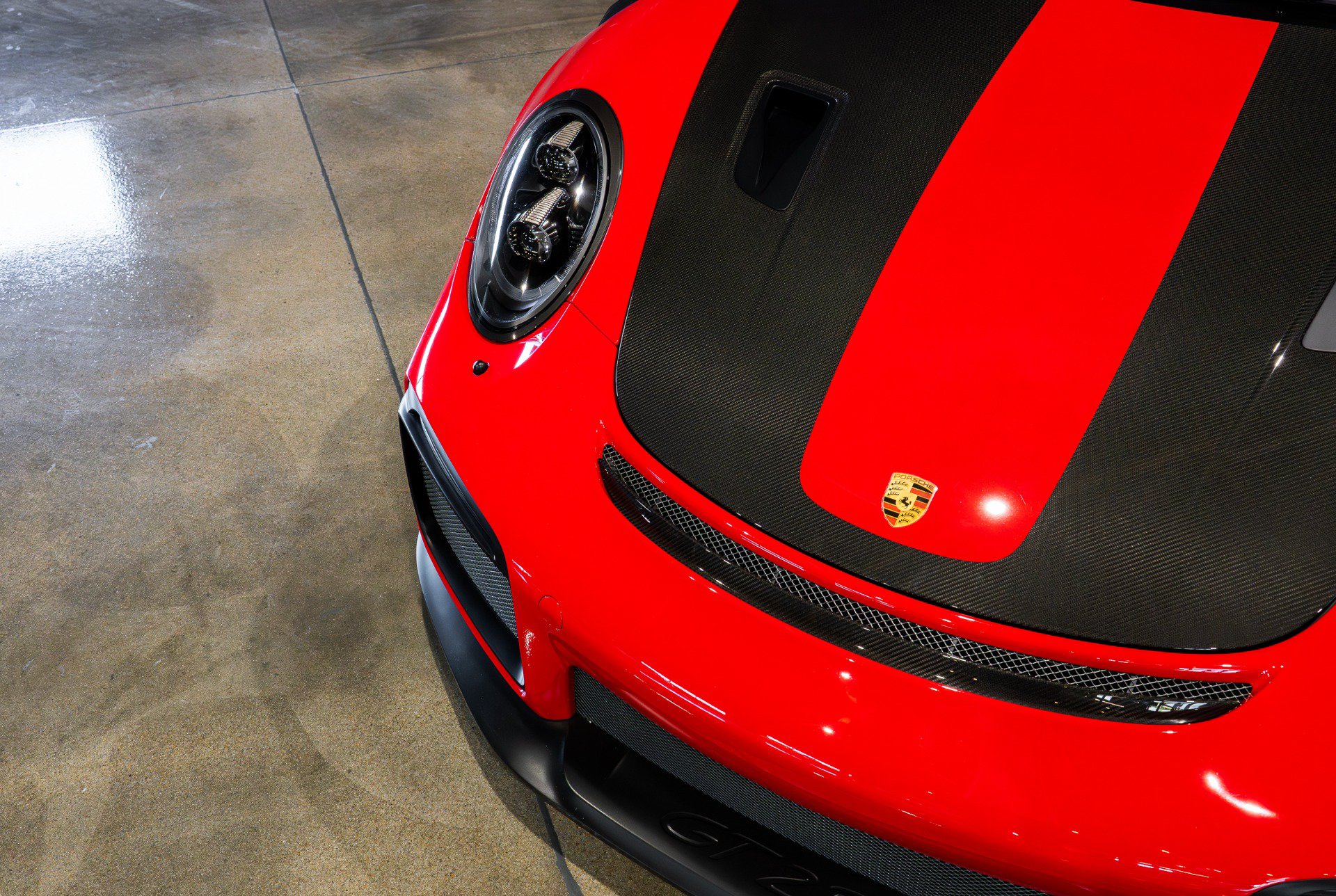 Used 2018 Porsche 911 GT2 RS RWD image 48