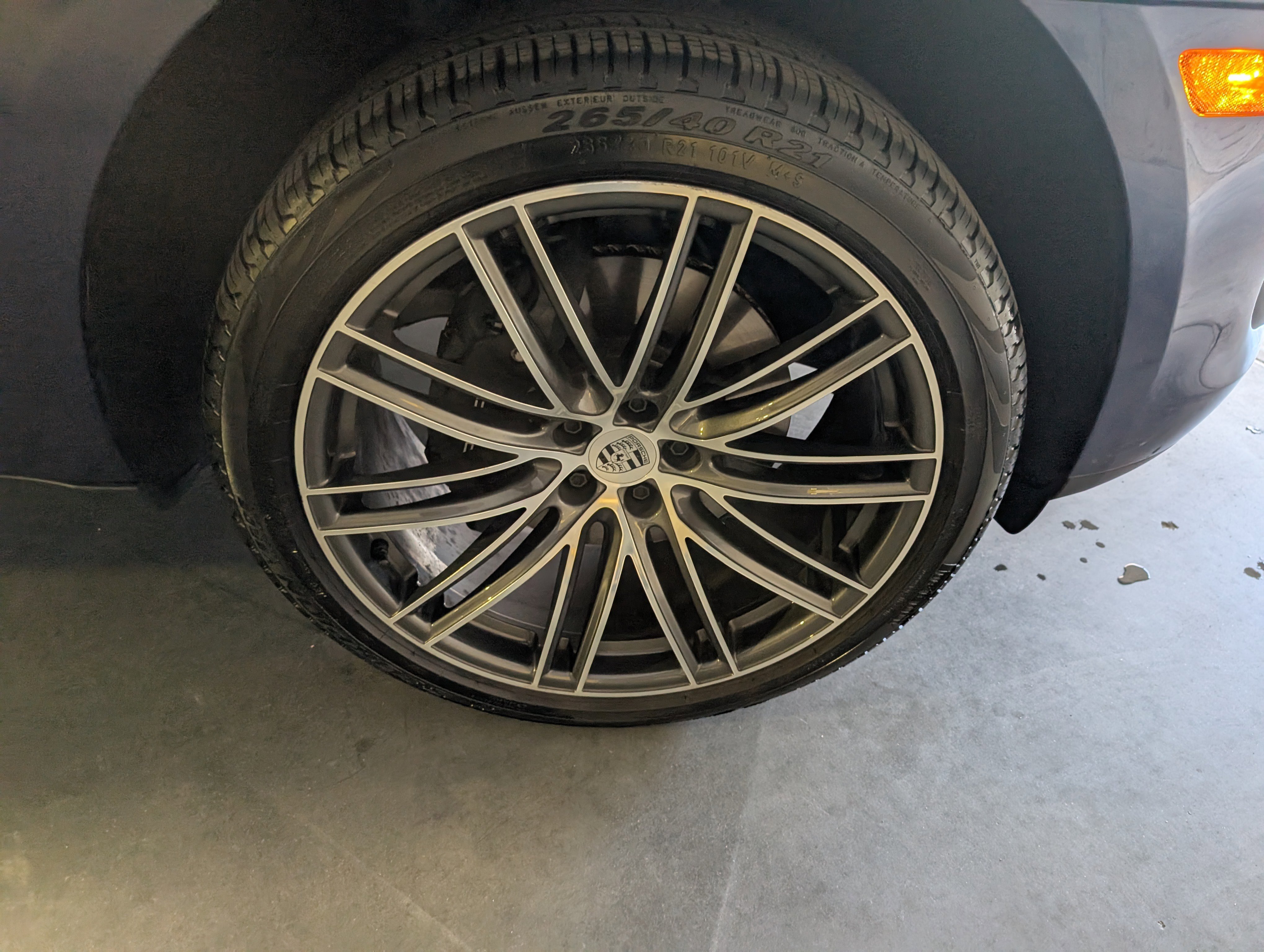 Used 2025 Porsche Macan image 18