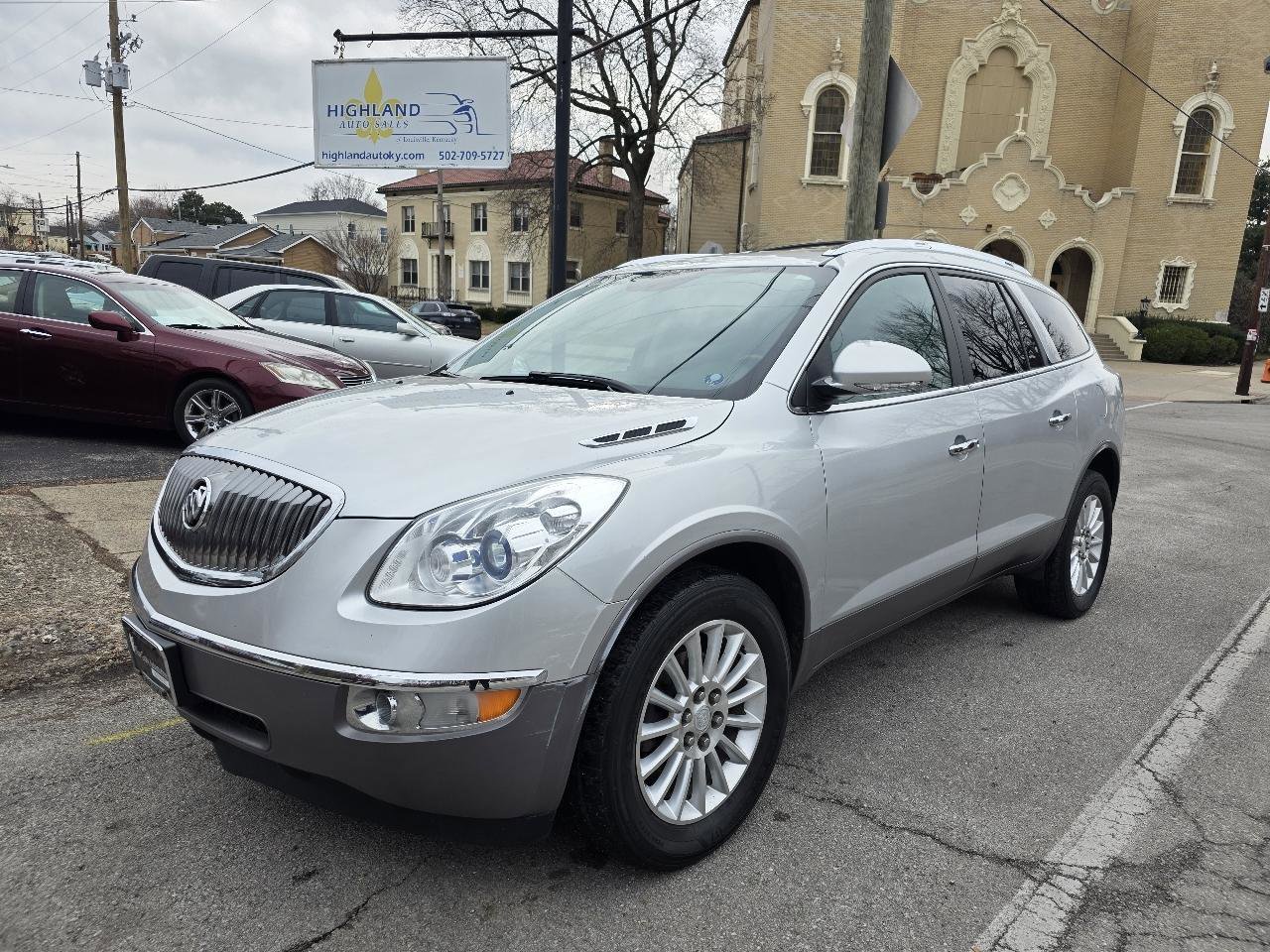 Used 2012 Buick Enclave Leather image 1