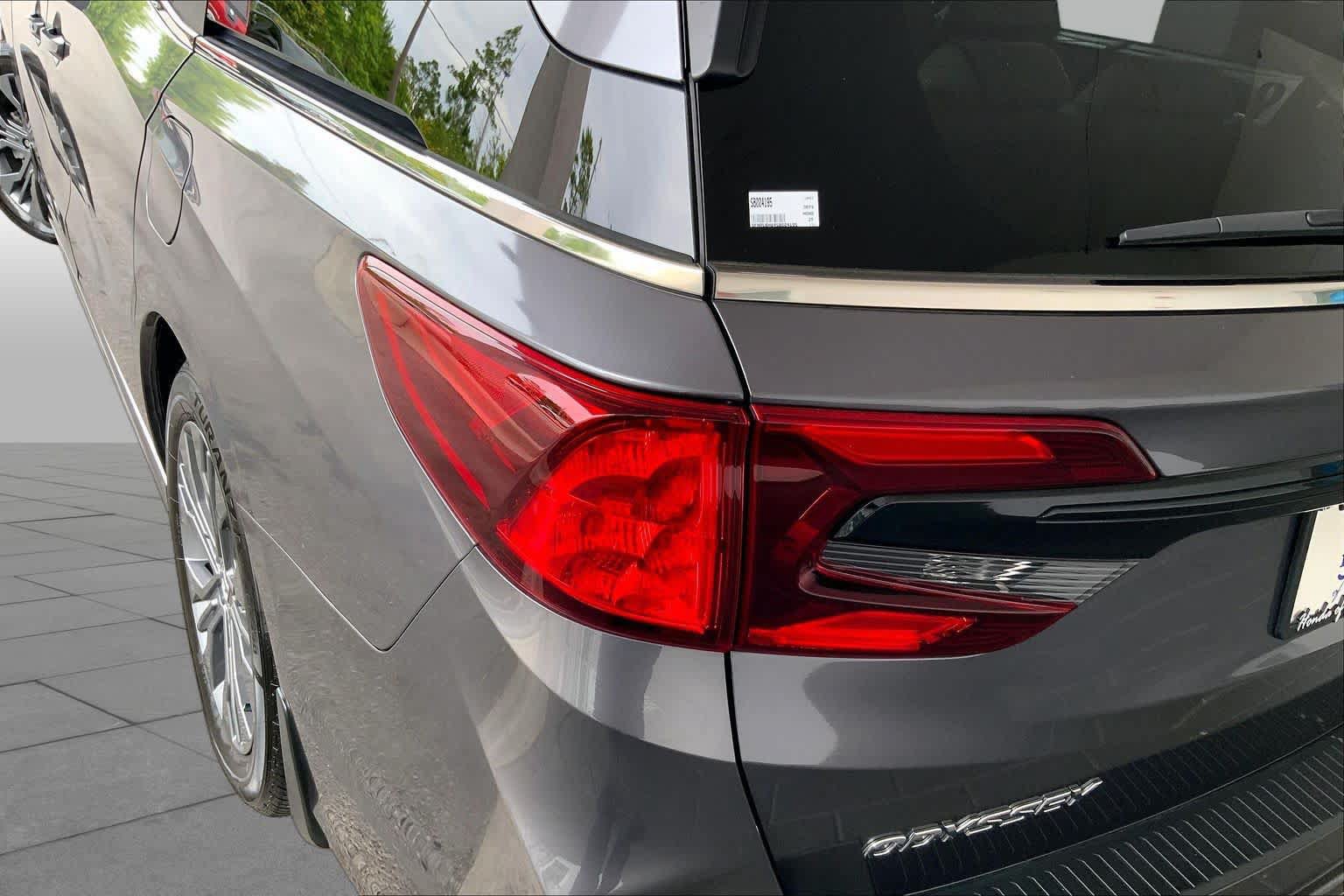 Used 2025 Honda Odyssey Touring image 28