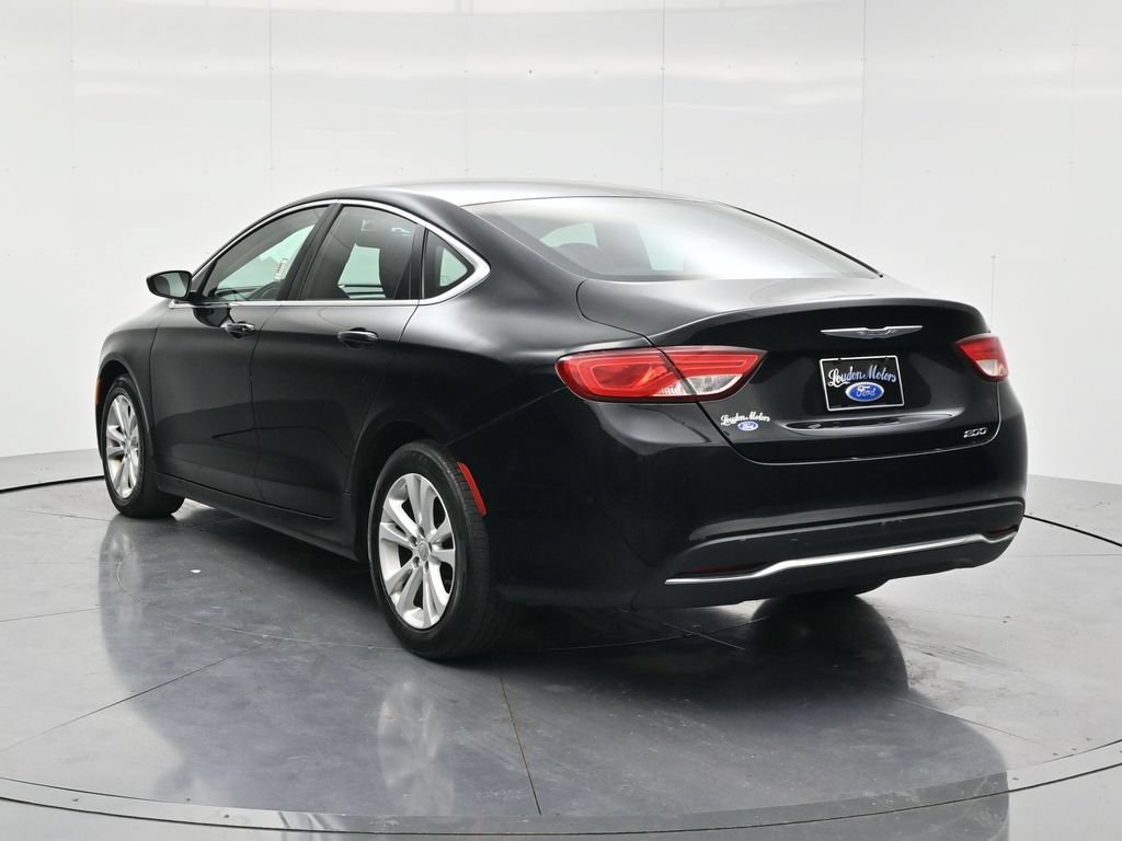 Used 2015 Chrysler 200 Limited FWD image 7